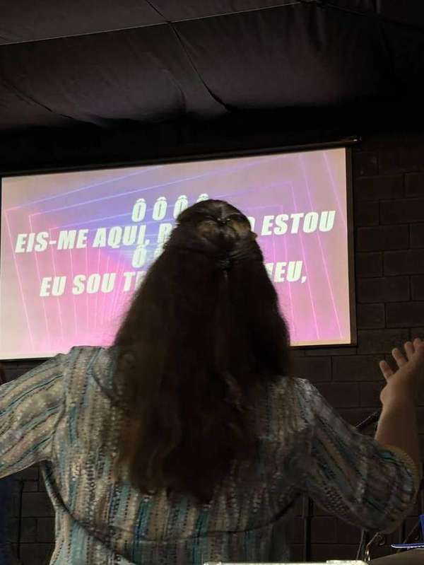 Adorando o Único que é digno - IBEV